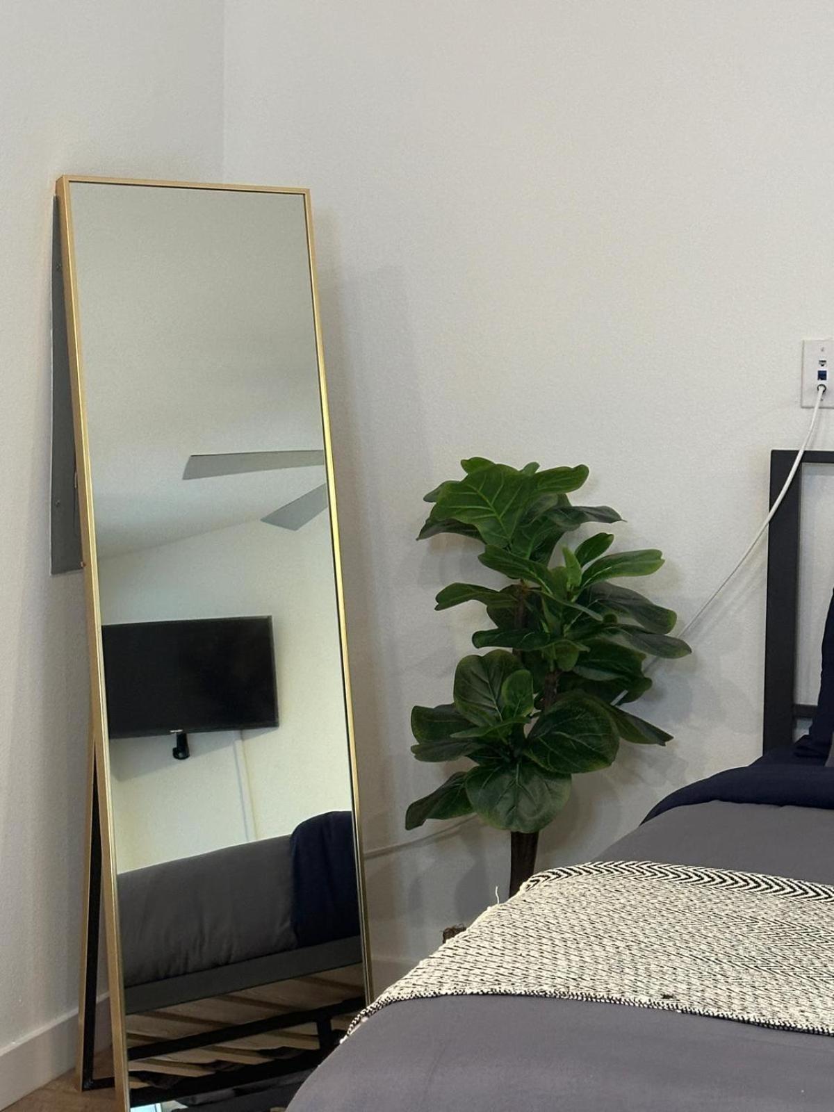 Hollywood Universal Studios Apartment Free Parking Los Angeles Exterior photo